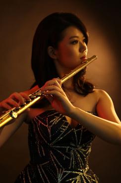 One Piece Film Z Intro Sheet music for Flute (Solo)